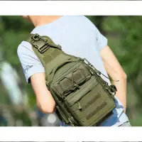 恩格爾戶外男士胸包 斜挎包男包單肩包胸前小背包路亞包釣魚包 路亞胸包男戶外 包 迷彩戰術包單肩斜挎包大容量旅行背包漁具包 - 比價